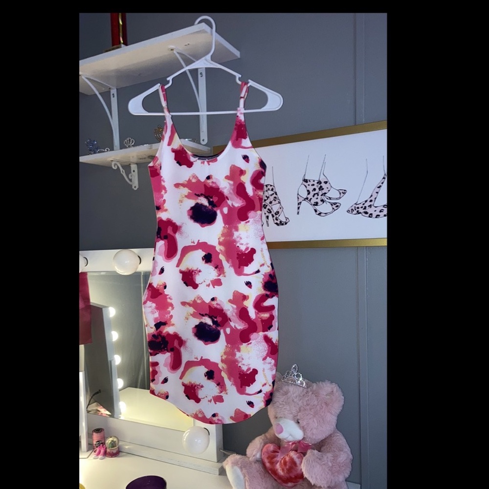 Floral Shape Fitting Dress